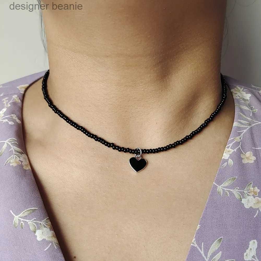 Chokers ZX Bohemian Handmade Beaded Chain Chokers For Girls Cute Love Heart  Pendant Necklace Wholesale Femme Jewelry Accessories GiftsL231004 From  Designer_beanie, $1.12